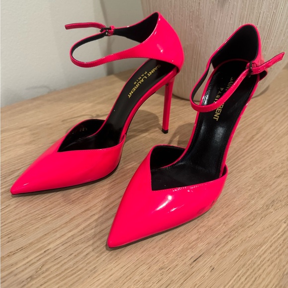Saint Laurent Neon Pink Patent Pointed-Toe Ankle-Strap Pumps - Picture 4 of 15